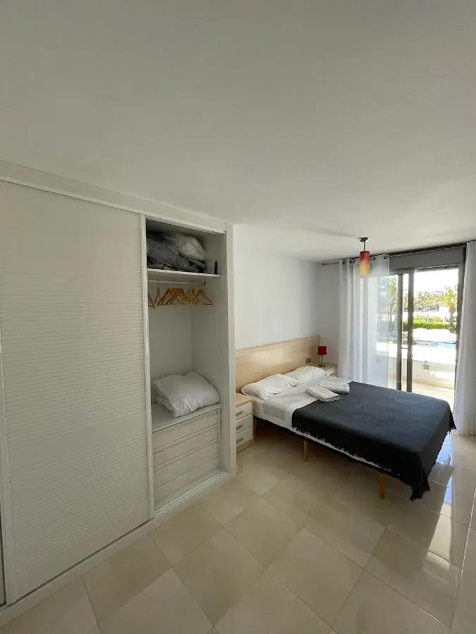 Torredembarra Apartment 0*,